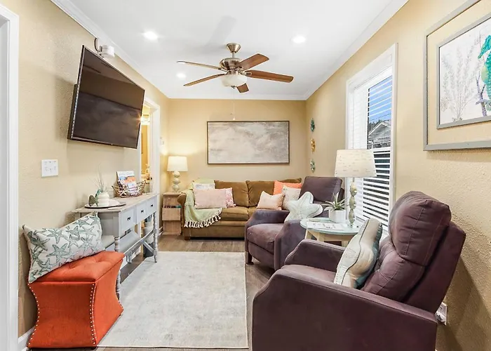 Beachlife Unit Bc Getaway Sleeps 22