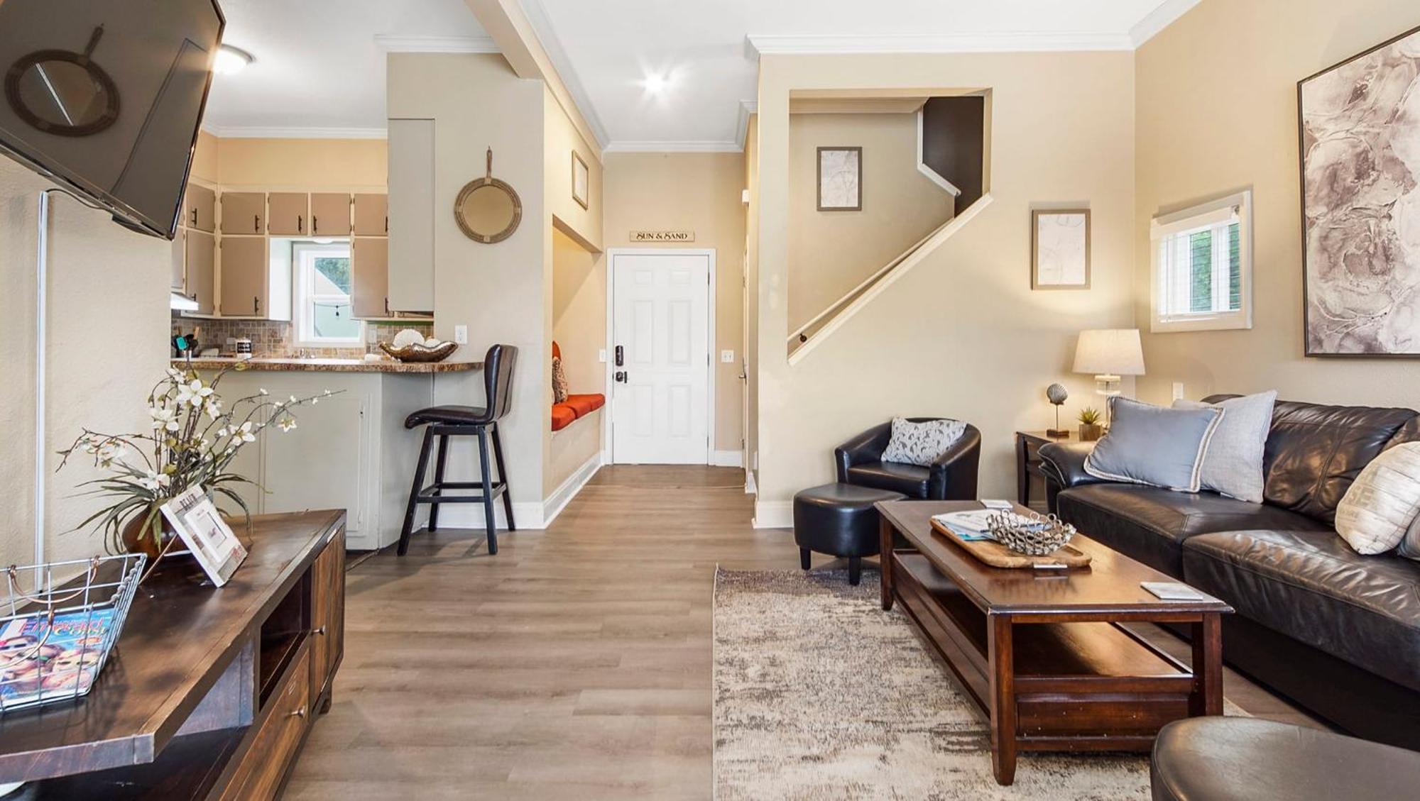 Beachlife Unit Bc Getaway Sleeps 22 *