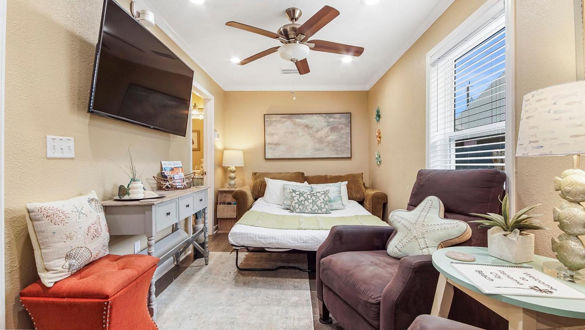 Beachlife Unit Bc Getaway Sleeps 22 Holiday home Panama City Beach
